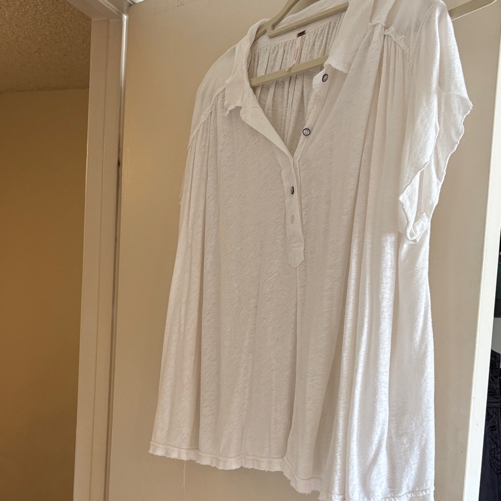 FREE PEOPLE TOP🪻💗🌿🧹🧺